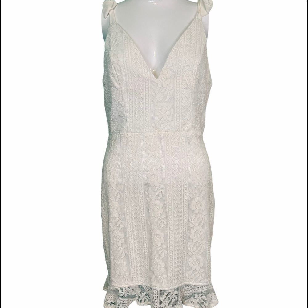 REVOLVE BY THE WAY Mallory Ruffle Lace Mini Dress.Size M - Picture 3 of 16